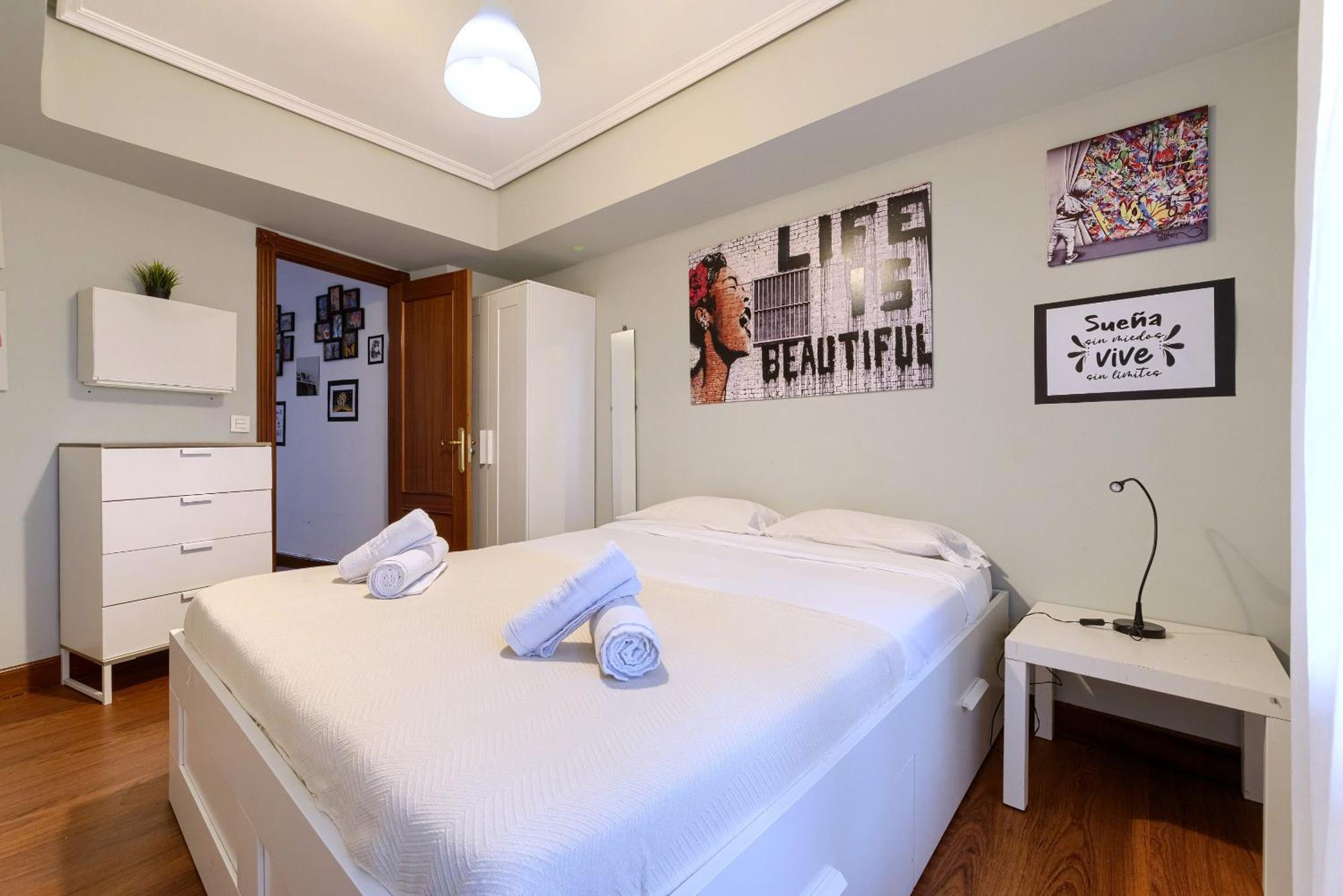 Appartamento Vivienda Turistica Acogedora En Uribarri Bilbao Esterno foto